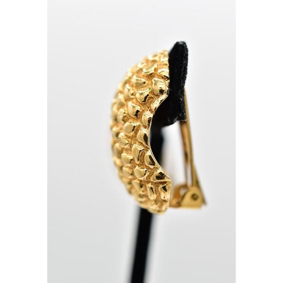 Christian Dior Vintage Clip On Earrings Pebbled Gold Chunky Signed 1980s BinAF - Picture 11 of 12